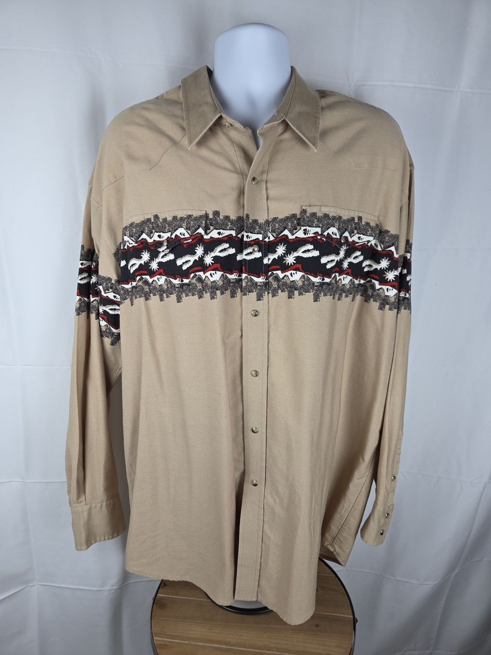 Roper Beige Western Shirt with Black and Red Aztec Stripe